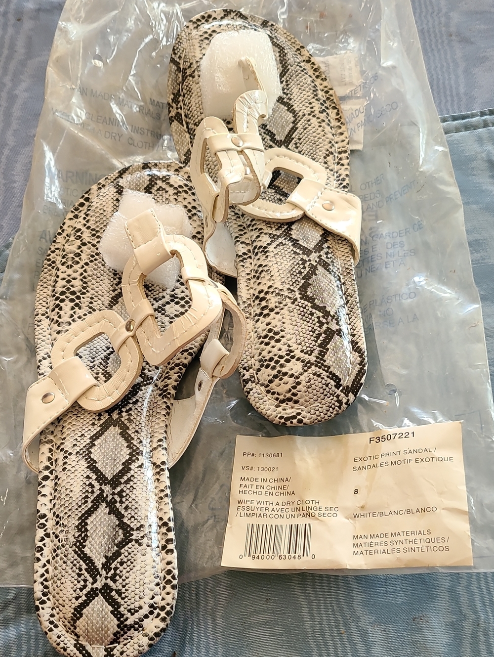 Exotic Print White Snake-Effect Women’s Sandal